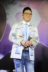 组图：苏永康透露下半年完婚 未婚妻是个女强人