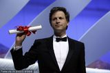 组图：最佳导演《狐狸猎手》贝尼特-米勒领奖