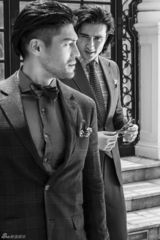 组图：高伟光变身绅士名流霸气登封面