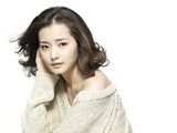 组图：柴碧云全新自然系写真肌肤晶莹剔透