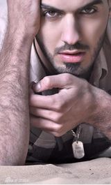 组图：阿联酋帅哥微博走红  原为迪拜名模