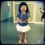 策划：我家有娃初长成 爸爸2萌娃幼时照大曝光