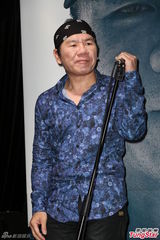 组图：赵传宣传精选辑 否认《一颗滚石》抄袭