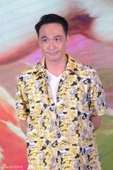 组图：《爸爸去哪儿2》吴镇宇曝儿子捏姚明屁股