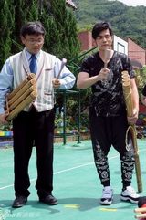 组图：周杰伦刘畊宏关爱助学计划探访偏乡学生