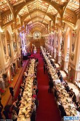 组图：章子怡赴英皇家慈善晚宴 赞威廉王子亲切