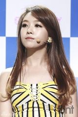 组图：韩团Girls Day迷你裙尽显可爱性感