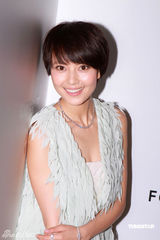 幻灯图集：袁咏仪张智霖秀恩爱 高圆圆暂无结婚计划