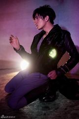 高清组图：陈坤新专辑写真曝光 演绎华丽的颓废