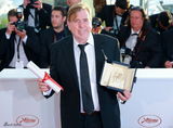 组图：67届戛纳颁奖礼 《冬眠》斩获金棕榈奖