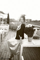 组图：毛晓彤初夏写真曝光 演绎清新森女风