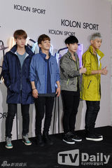 组图：EXO汤唯等亮相活动 休闲装扮也时尚