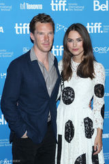 组图：《模仿游戏》亮相 卷福帅气凯拉-奈特莉美艳