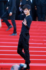 组图：神仙？妖怪？本届戛纳红毯上的中国女星