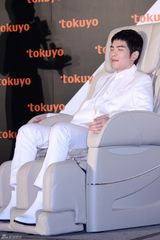 组图：萧敬腾世界杯巴德战只看五秒 看好阿根廷