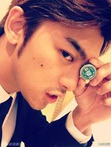 组图：自拍范本陈柏霖！卖萌耍帅颜值爆表