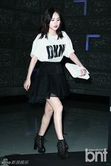 组图：CNBLUE丁一宇池诚等潮装为时尚品牌站台