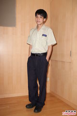 组图：阮经天学弟外型酷似王力宏 自认侧脸最像