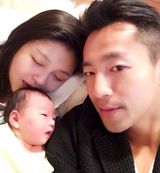 盘点：娱乐圈生孩热！他们都是这样报喜的！