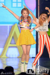 组图：《冠军秀》精彩无限 VIXX夺冠喜极而泣