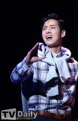 组图：韩星宋昌义等出席音乐剧试演会