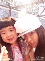 组图：《爸爸2》帅爸美妻比拼 萌娃到底遗传谁