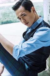 组图：高云翔写真大片 优雅正装打造绅士风度