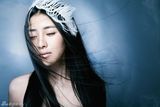 组图：黎一萱唯美写真成冷艳佳人