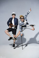 组图： 刘心MV演绎“屌丝”  搞怪写真曝光