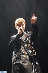 组图：罗志祥上海演唱会 花40万重做演出服