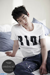 高清：徐康俊慵懒呆萌写真 把周四定为休息日