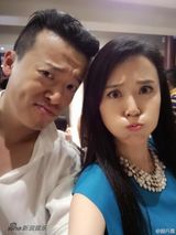 组图：赵薇佟大为新戏开拍 北影96班同学再聚首