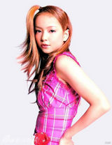 策划:逆生长典范！37岁安室奈美惠仍似17岁少女