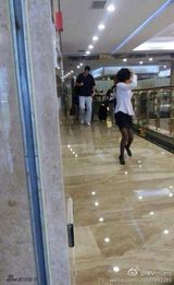 组图：《爸爸2》再曝剧照 姚明杨威最萌身高差