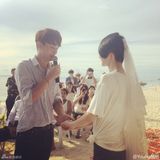 组图:李承铉海岛求婚戚薇办浪漫婚礼