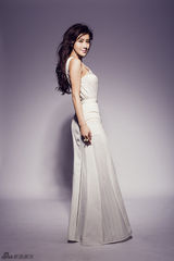 组图：张暖雅赴台拍写真 多样风格尽显优雅魅惑