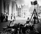 组图：奥黛丽-赫本大量罕见照曝光 生活中纯美如女神