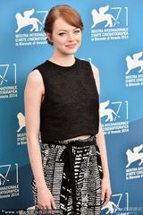 组图：开幕片《鸟人》发布 艾玛-斯通显霸气