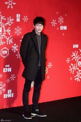 高清组图：韩片《巨塔》VIP首映举行群星捧场