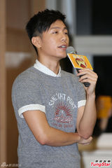 组图：韦礼安演说爆满 自曝曾被嫌歌声像头皮屑