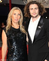 组图：女神躺进才子怀抱！盘点导演女星夫妻档