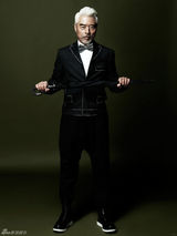 组图：张双利曝搞怪大片展喜剧魅力