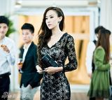 组图：毛俊杰《深圳合租记》剧中上演服装秀