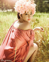 组图：徐孝琳巴厘岛拍时尚写真 古铜肤色性感魅惑