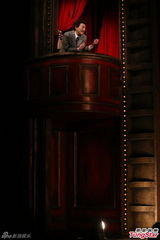 组图：《步步惊笑》天心情不自禁吻金士杰