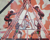 组图：水果姐纽约演唱会火爆 卖力表演激情互动