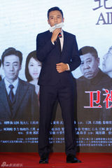 组图：《北平无战事》刘烨不后悔爆姚晨出轨