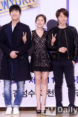 组图：《城市的法则》白珍熙郑京浩挑战综艺