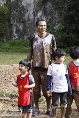 组图：《爸爸去哪儿》五对亲子爆笑泥地世界杯