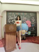 组图：陈冠希旧爱晒私房照 与整容前判若两人